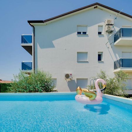 Black Diamond Apartment Vilanija Exterior foto